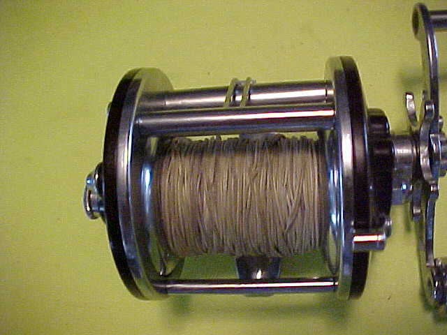1 NEW OLD STOCK Penn 109 Fishing Reel Right Bearing Spring 44A-109