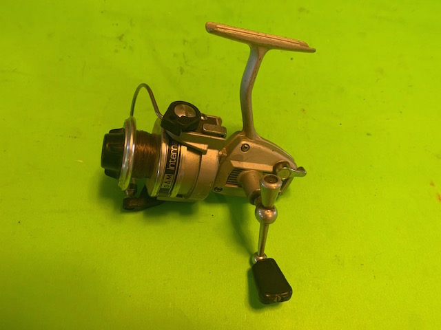 DAM INTERNATIONAL 10 SPINNING REEL MADE IN JAPAN - Berinson Tackle Company