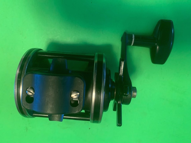 Vintage Carl NEWELL Conventional Fishing Reel Model 338-j5 for sale online