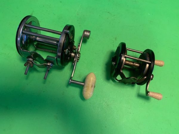 PAIR OF REELS INCLUDE PENN SURFMASTER 250 & UNIQUE RARE NO NAME FISHING  REEL - Berinson Tackle Company