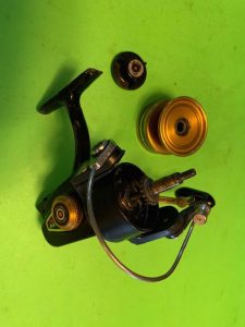 VINTAGE PENN SPINFISHER 430SS SS SERIES SKIRTED SPOOL BLACK/GOLD SPINNING  REEL - Berinson Tackle Company