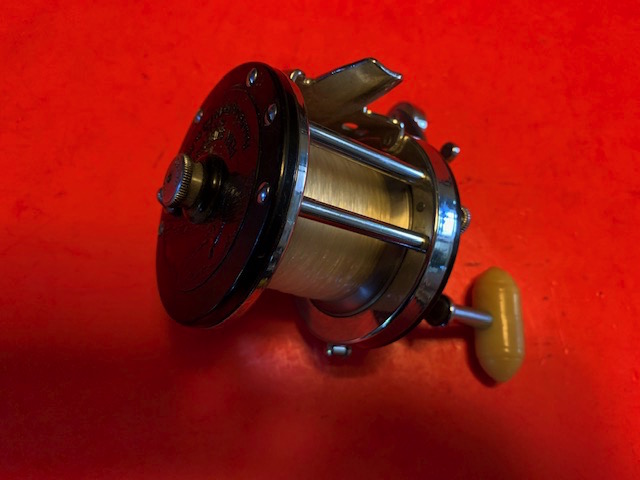 VINTAGE PENN SURFMASTER 100 FISHING REEL WITH BOX AND 36B CATALOG -  Berinson Tackle Company