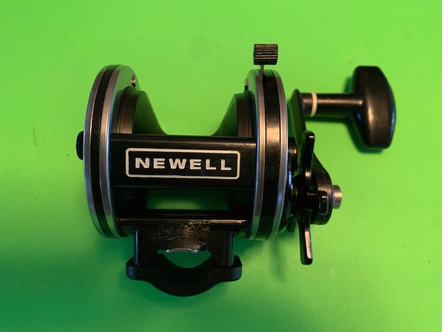 NEWELL S332-5 FISHING REEL, LOOKS LIKE NEW IN THE BOX - Berinson