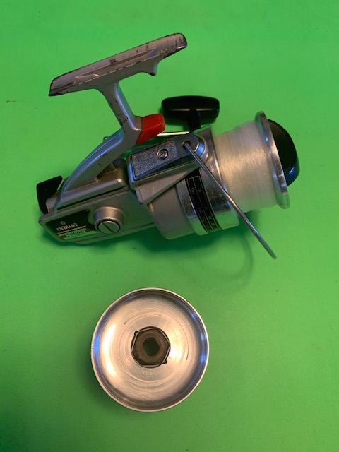 DAIWA 7000C SILVER SERIES SPINNING REEL WITH EXTRA SPARE SPOOL