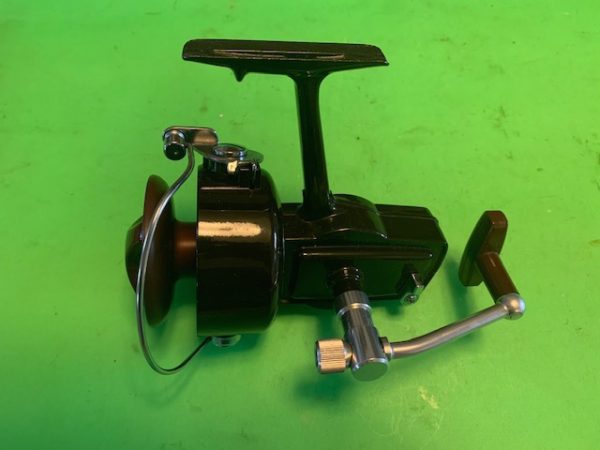 VINTAGE DAIWA MODEL 7700 SALTWATER SPINNING REEL WITH THE BOX & OWNER'S ...