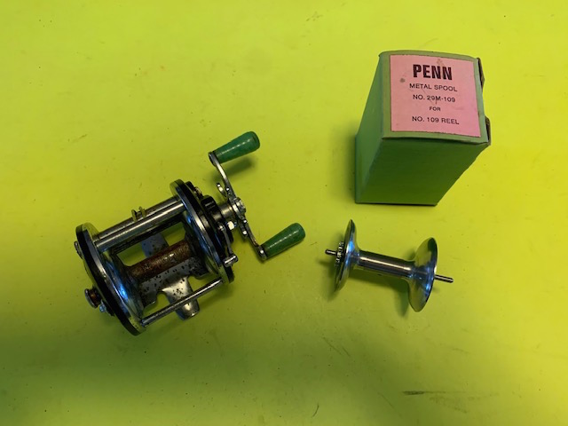 Lot - Vintage Penn 210 MF High Speed / Level Wind Reel with