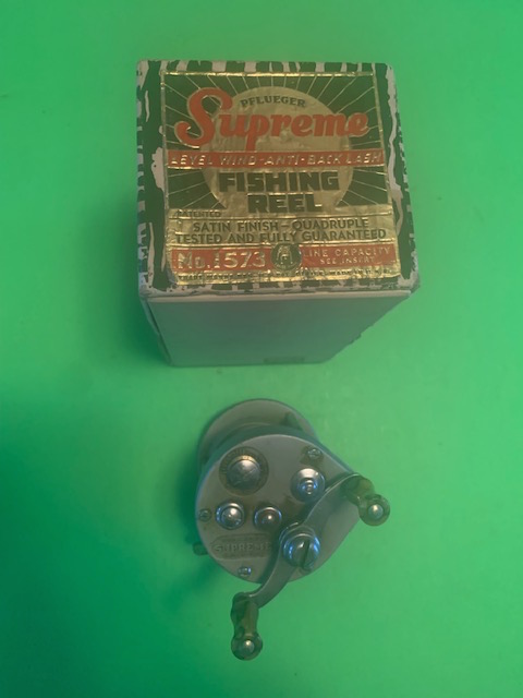 VINTAGE PFLUEGER SUPREME NO. 1573 LEVELWIND FISHING REEL WITH THE BOX -  Berinson Tackle Company