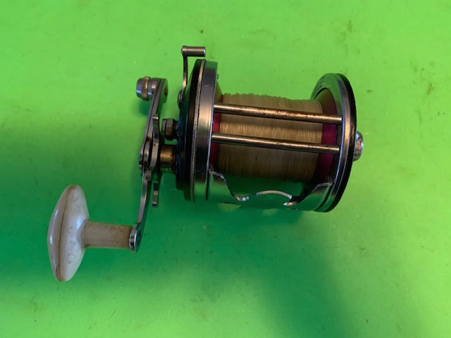 VINTAGE OCEAN CITY 993 CONVENTIONAL FISHING REEL FOR PARTS OR