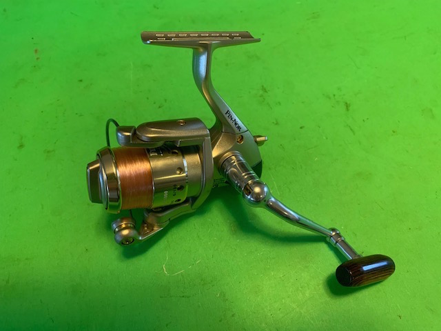 FIN-NOR LUMINA FL1000 SPINNING REEL WITH 8 BALL BEARING SYSTEM