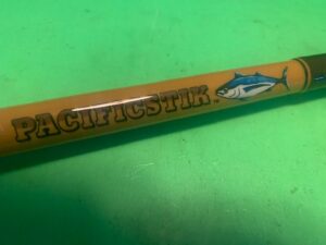 VINTAGE FENWICK PACIFICSTIK FENGLASS 6 FOOT 6 INCH 30 TO 80 POUND