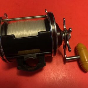 NEWELL R332-5 FISHING REEL VERY RARE LIMITED EDITION RED NEWELL REEL -  Berinson Tackle Company
