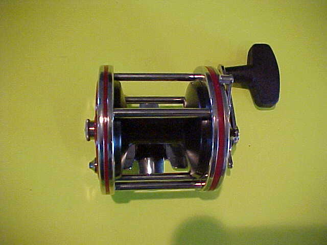 VINTAGE ZEBCO 33 RHINO TOUGH CLOSED FACE SPINNING REEL, PRE-OWNED -  Berinson Tackle Company