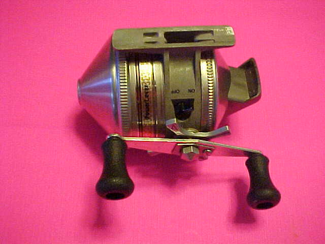VINTAGE ZEBCO ONE CLASSIC CLOSED FACE SPINNING REEL, PRE-OWNED