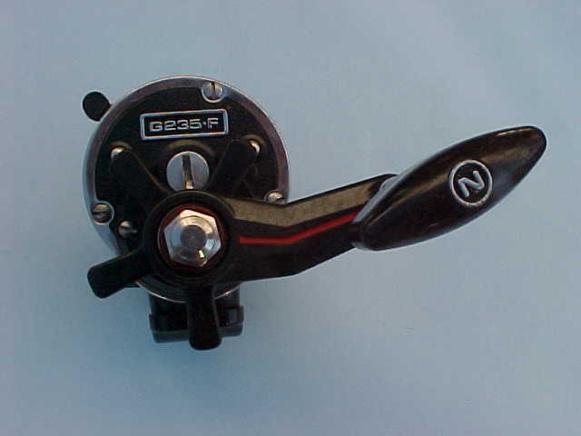 CUSTOM BUILT NEWELL G220-F MULTICOLORED FISHING REEL < L@@K - Berinson  Tackle Company