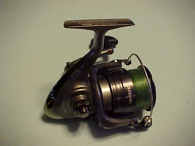 Daiwa D Wave 4000-3Bi Spinning Reel