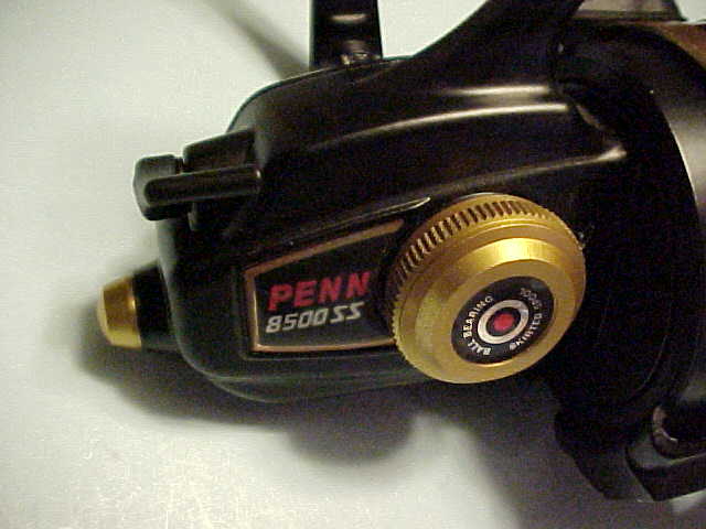 PENN SPINFISHER 8500SS SPINNING REEL WITH EXTRA SPOOL, PRE-OWNED
