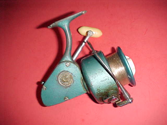 PENN SPINFISHER 704 SPINNING REEL, PRE-OWNED - Berinson Tackle Company