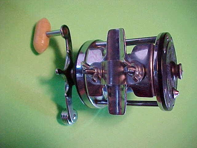 New Old Stock Penn Surfmaster 200 Fishing Reel right Side Plate 1-200 