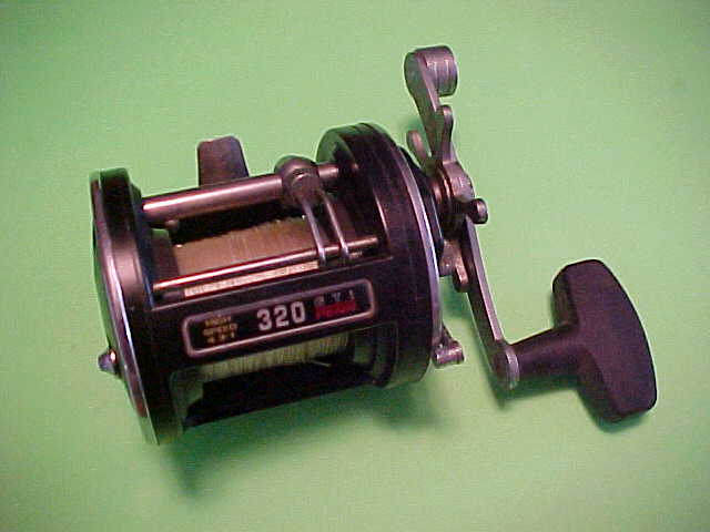 wholesale discount price Penn 320 GTI Graphite Level Wind Fishing Reel High  Speed Made In The USA VTG