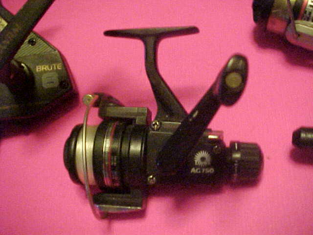 LOT OF 3 QUANTUM SPINNING REELS, PRE-OWNED - Berinson Tackle Company