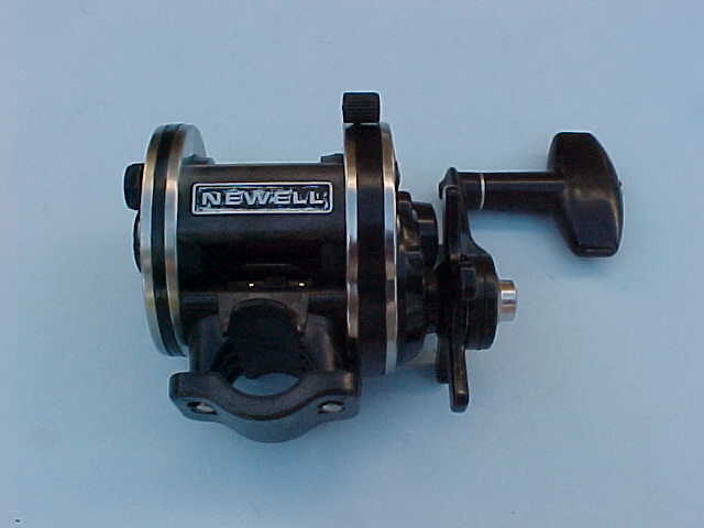 NEWELL G220-F FISHING REEL, PRE-OWNED - Berinson Tackle Company