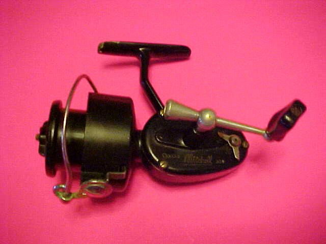 GARCIA MITCHELL 300 AND GARCIA MITCHELL 302 SPINNING REELS, PRE