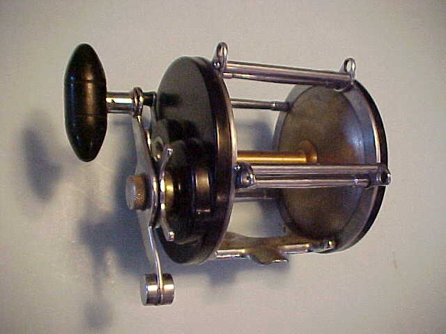 VINTAGE 1936 J.A. COXE SCREWLESS QUICK TAKE APART 9/0-CW WIDE TROLLING  REEL, PRE-OWNED - Berinson Tackle Company