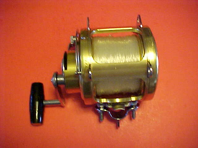 PENN INTERNATIONAL 80S 2-SPEED LEVER DRAG TROLLING REEL, PRE-OWNED