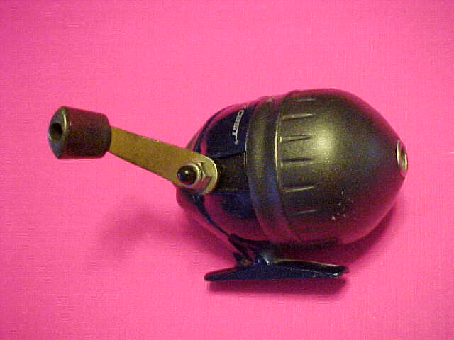 ZEBCO 202 & SHAKESPEARE E-Z CAST 8 CLOSED FACE SPINNING REELS, PRE-OWNED -  Berinson Tackle Company