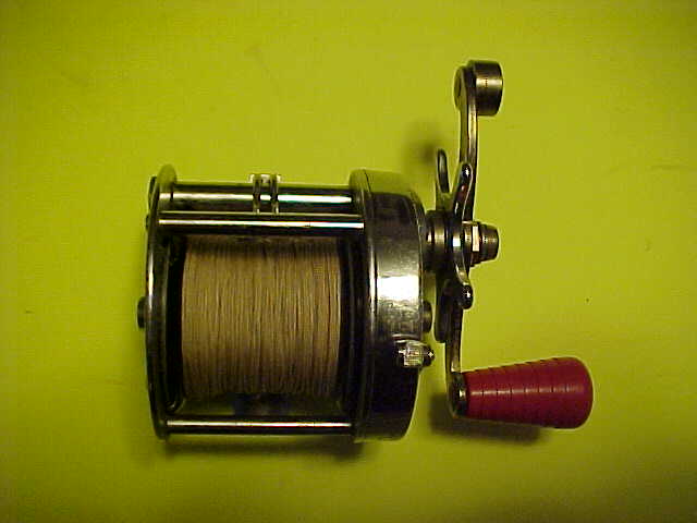 VINTAGE SHAKESPEARE SERVICE TRU-AXIS 1944T MODEL EA BAITCASTING